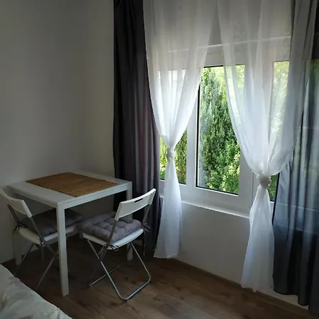 Bendeguz Apartman Apartment Zamardi